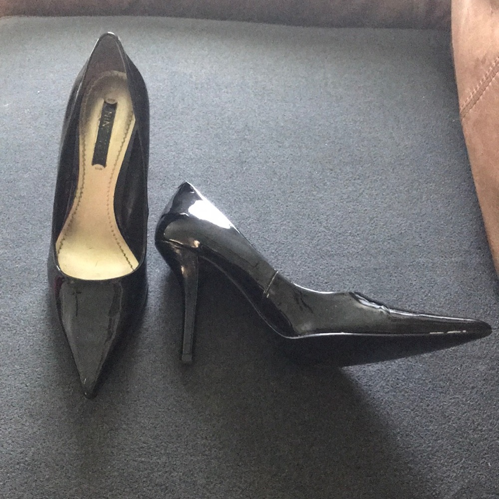Nine West Patent Pointed Toe Heels